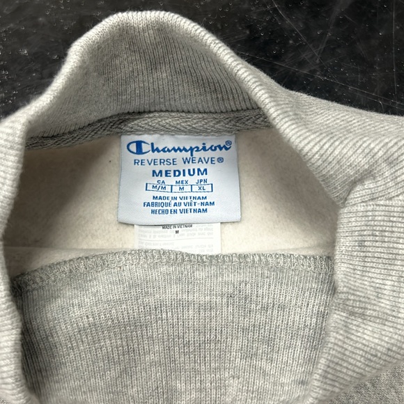 cropped champion sweat shirt - Picture 2 of 2